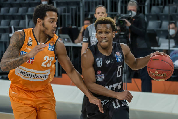 的战术调整 的战术调整